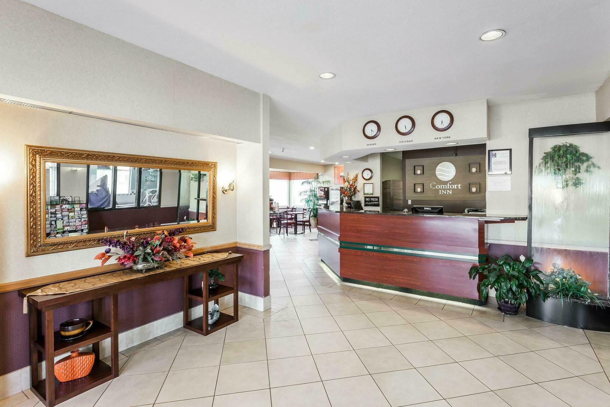 Comfort Inn & Suites Kelso - Longview Екстериор снимка